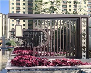 甘肅平?jīng)鍪兰o花園特色景觀宮燈項目